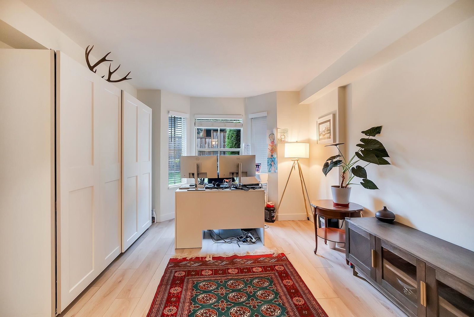 Listing Image 23