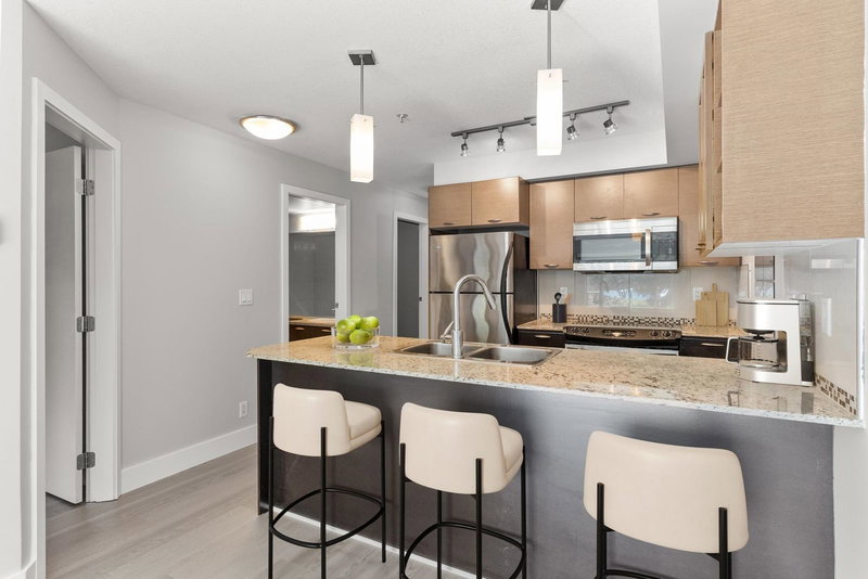 210 - 2233 Mckenzie Road, Abbotsford, V2S 4A1 | Image 2