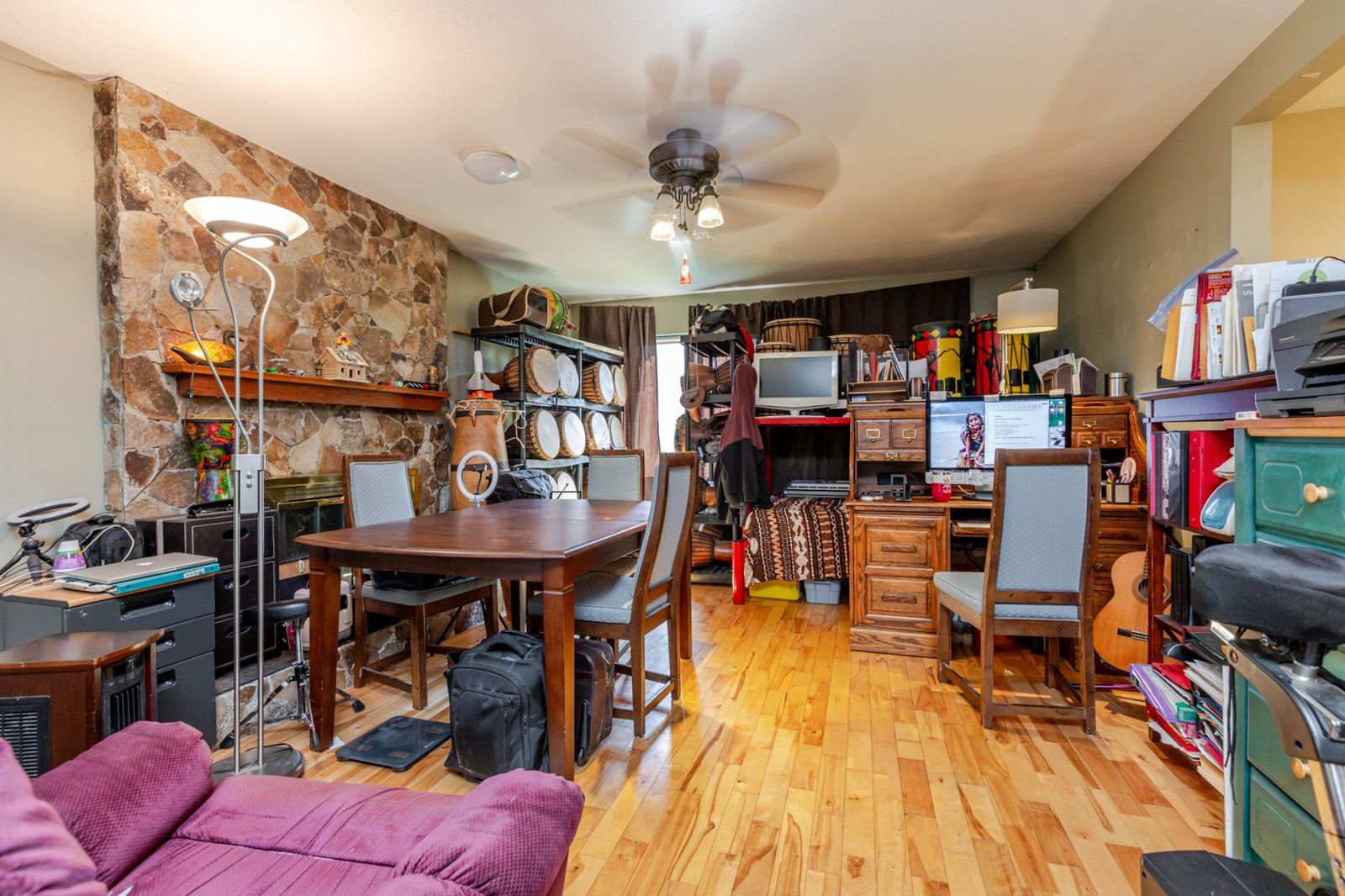 Listing Image 21