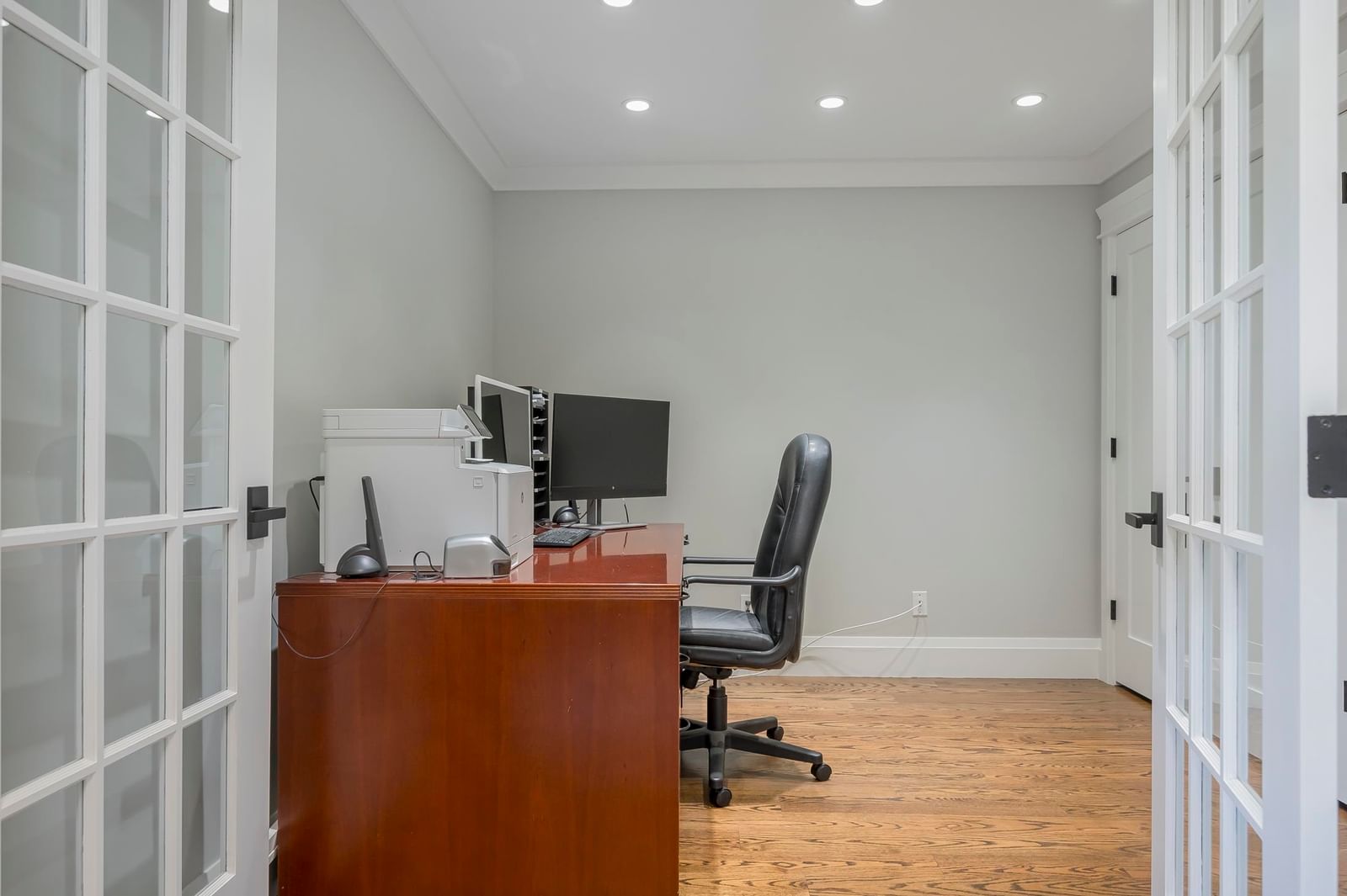 Listing Image 20