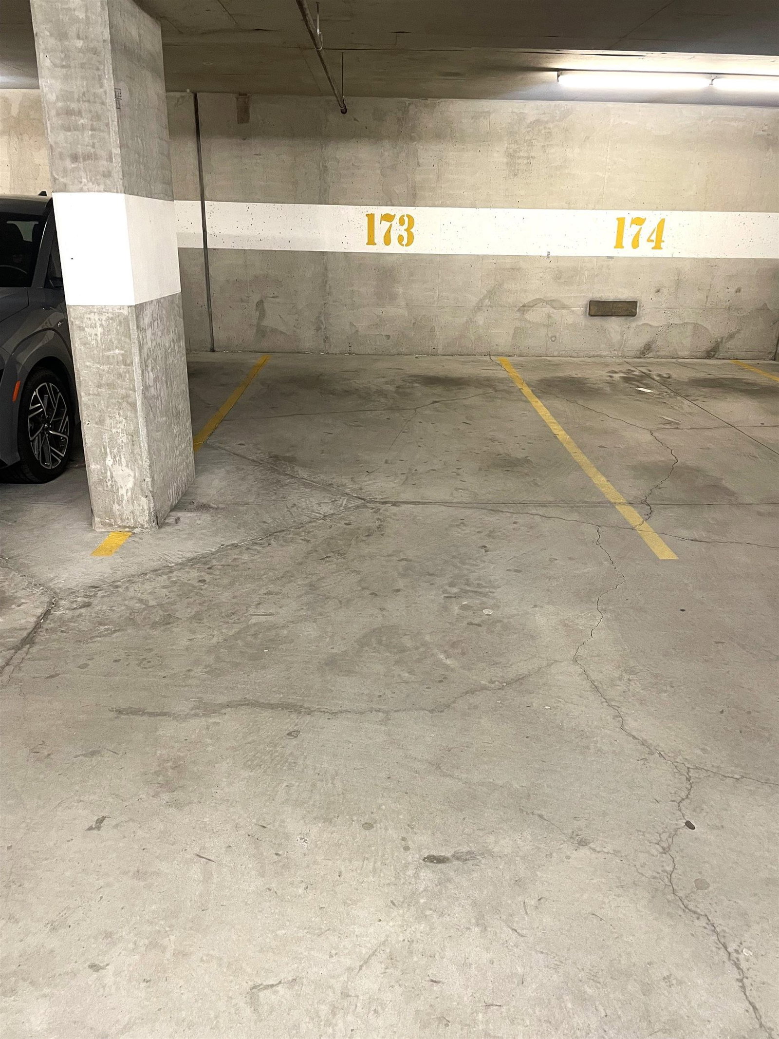 Listing Image 19