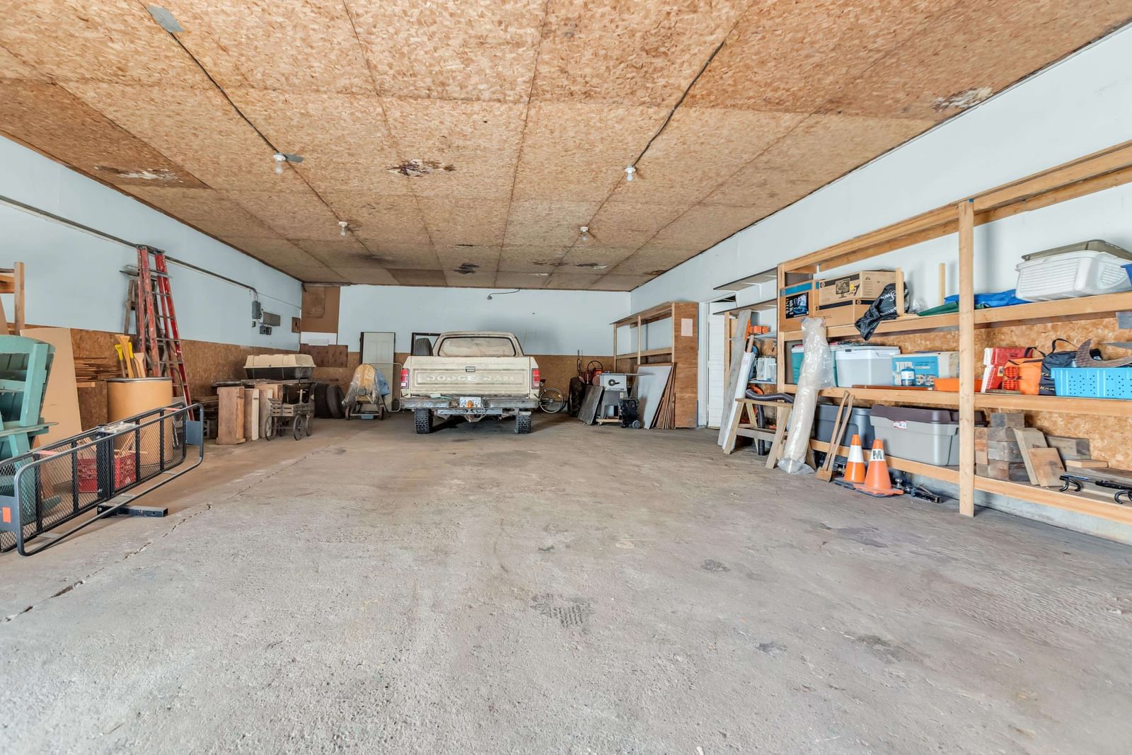 Listing Image 27