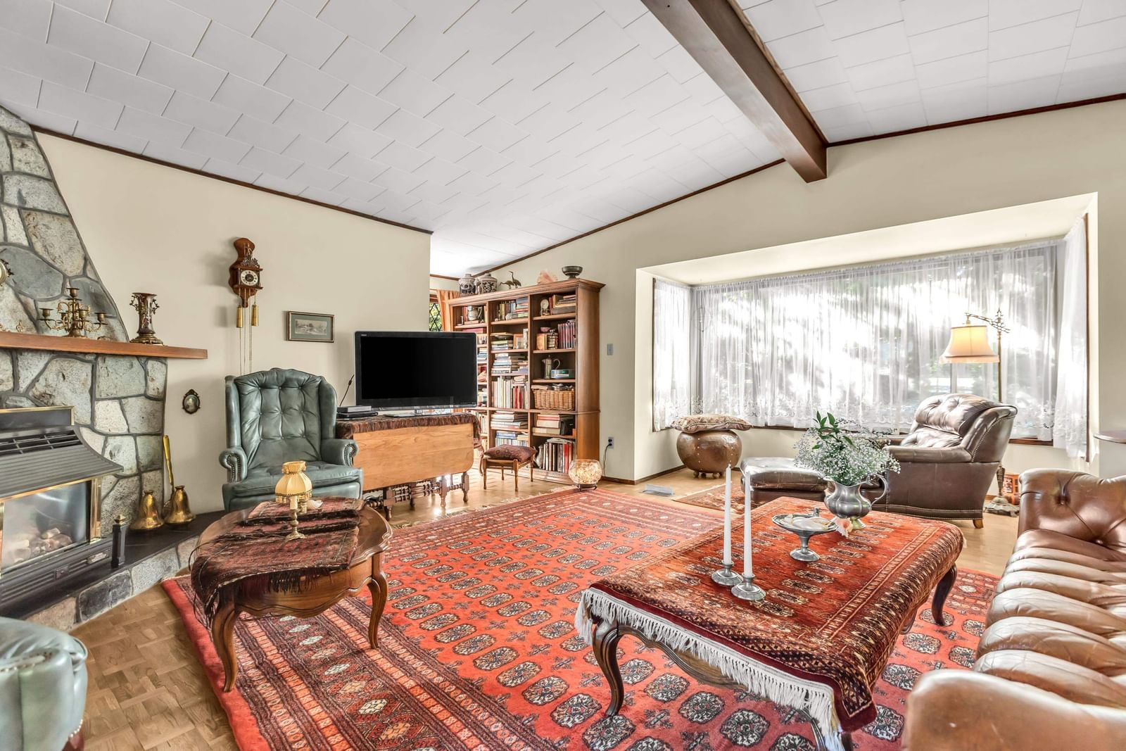 Listing Image 6
