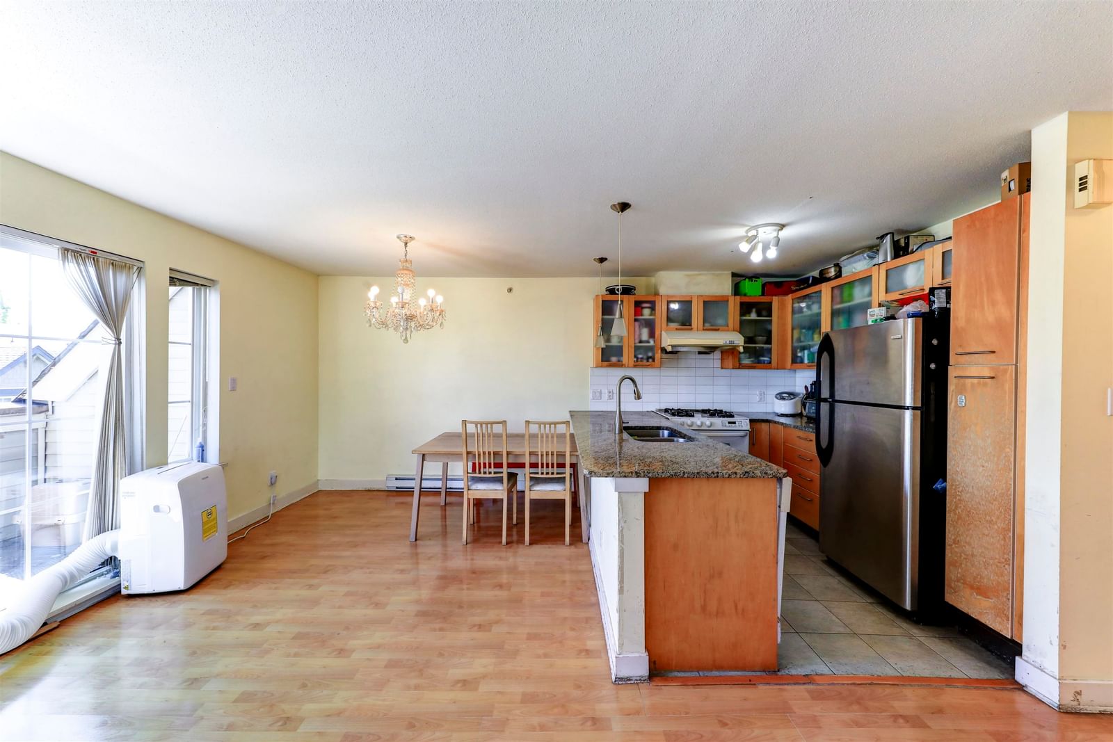 Listing Image 20