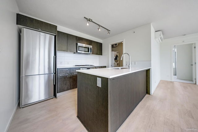 1110 - 7888 Ackroyd Road