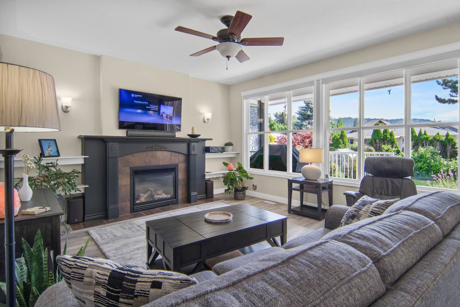 Listing Image 19