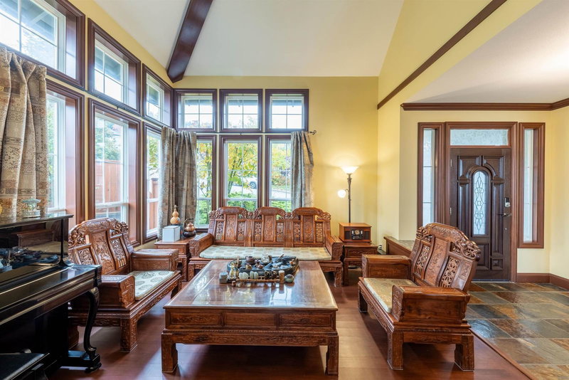 23 Fernway Drive, Port Moody, V3H 5H7 | Image 3