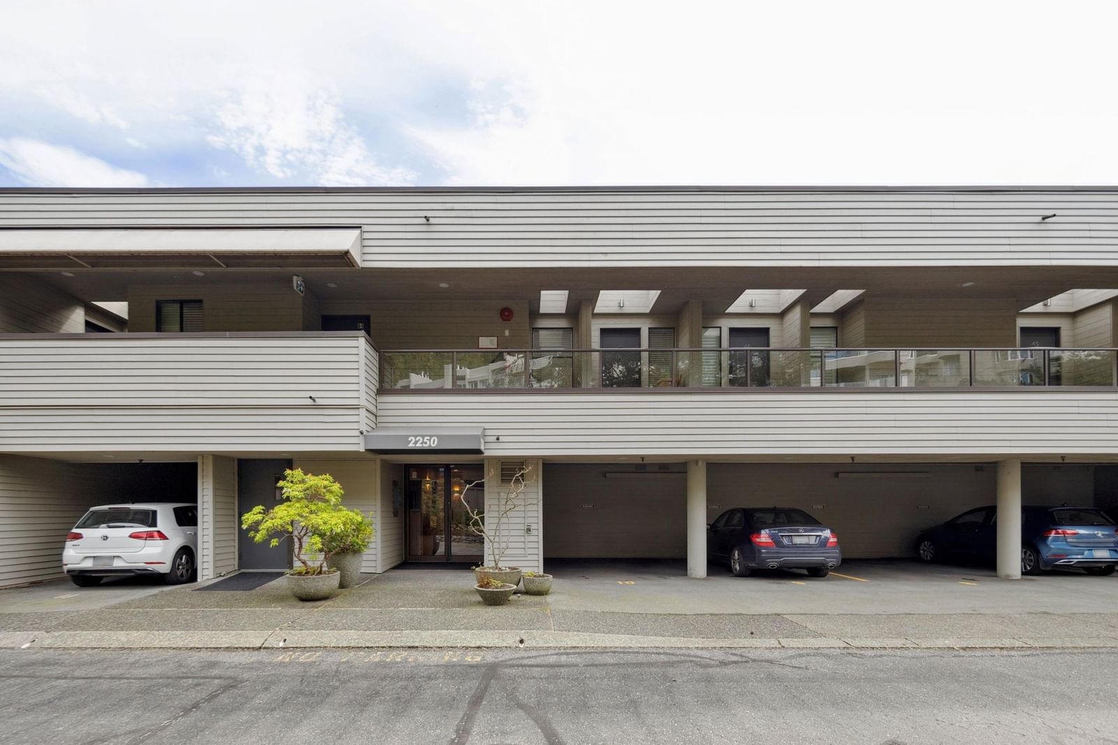 Listing Image 31