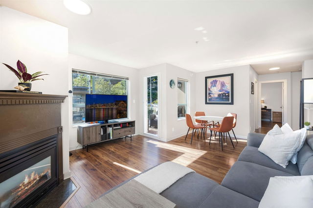 302 - 1085 17th Street W