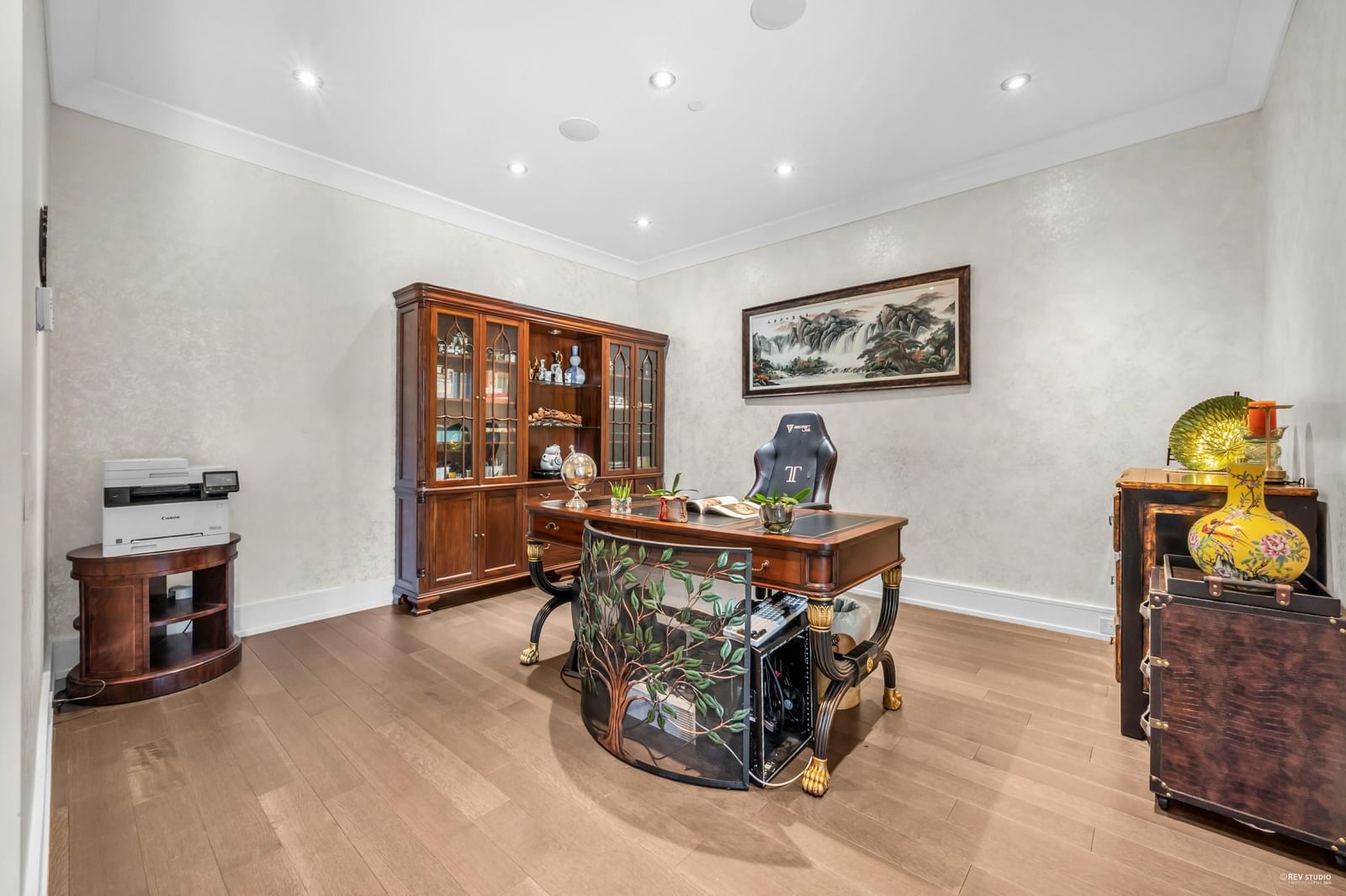 Listing Image 11