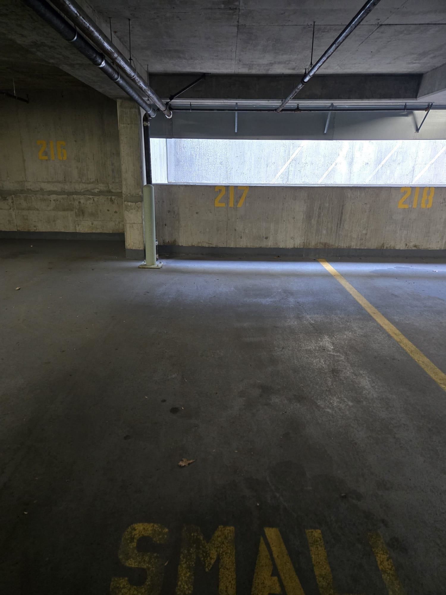 Listing Image 9