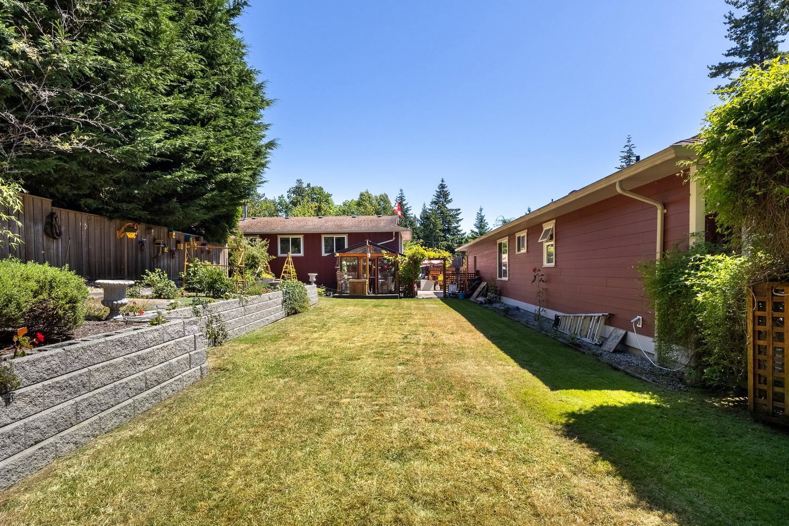 Listing Image 12