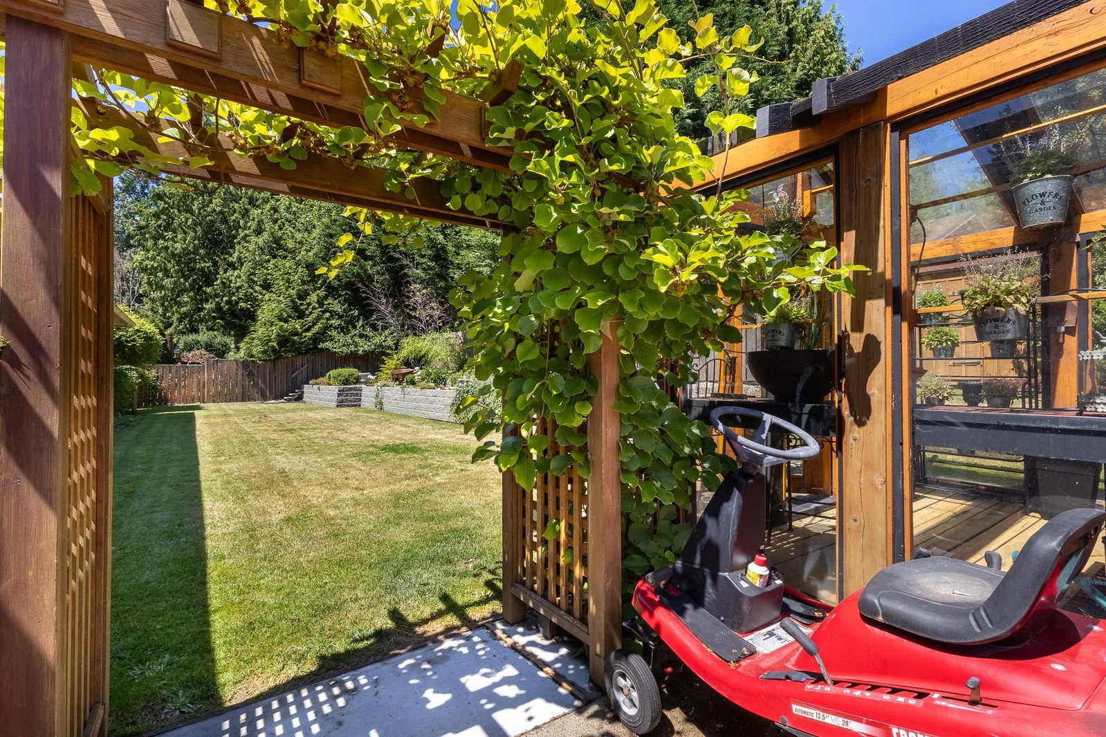 Listing Image 14