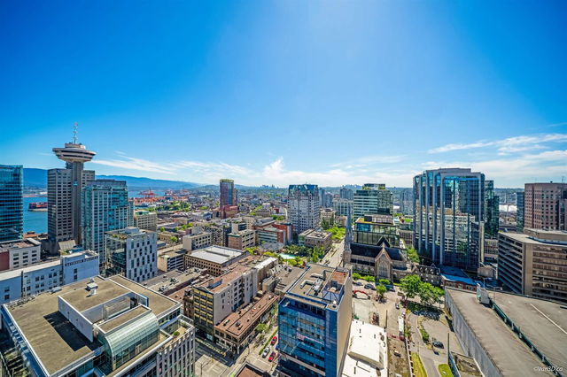 2714 610 Granville Street