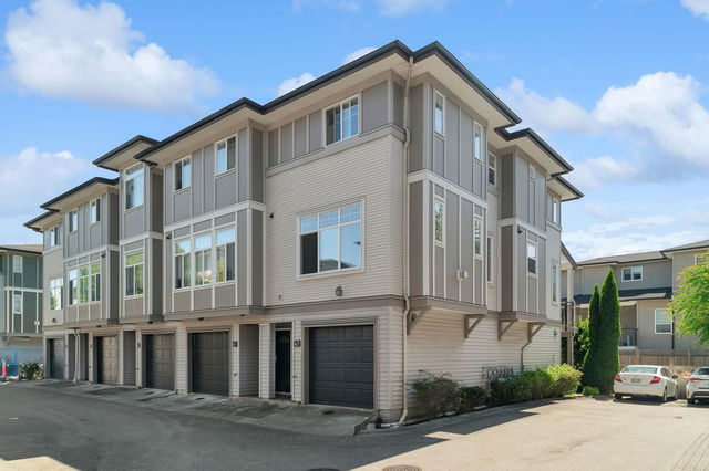 40 - 1010 Ewen Avenue