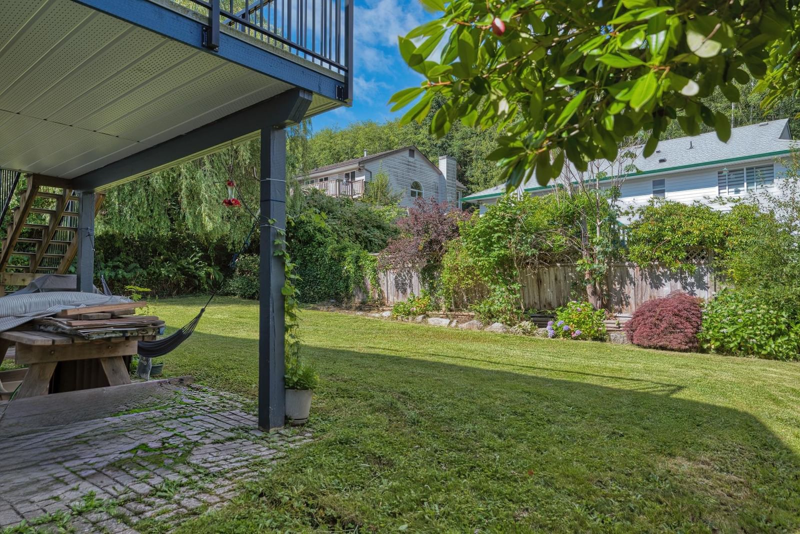 Listing Image 12