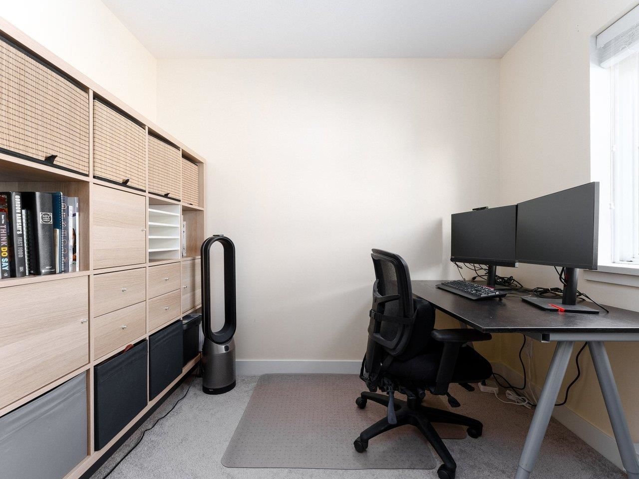Listing Image 14