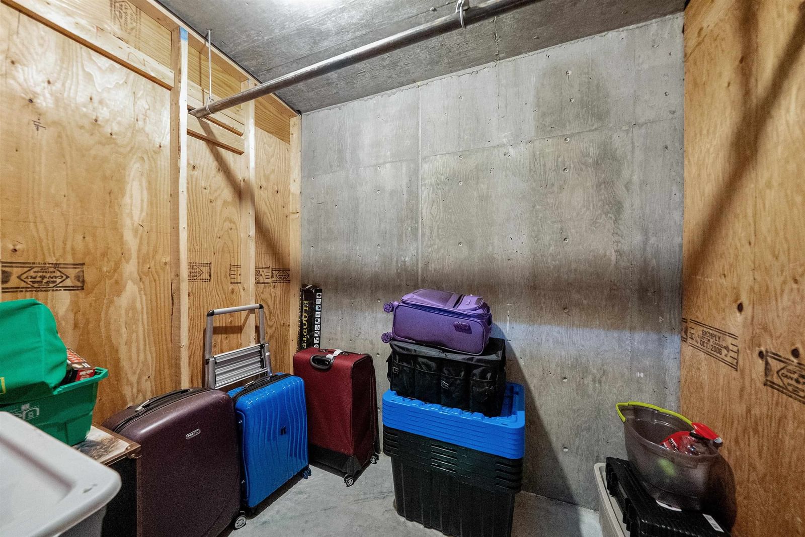 Listing Image 23
