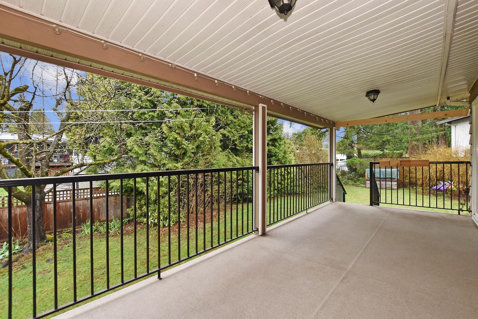 Listing Image 14