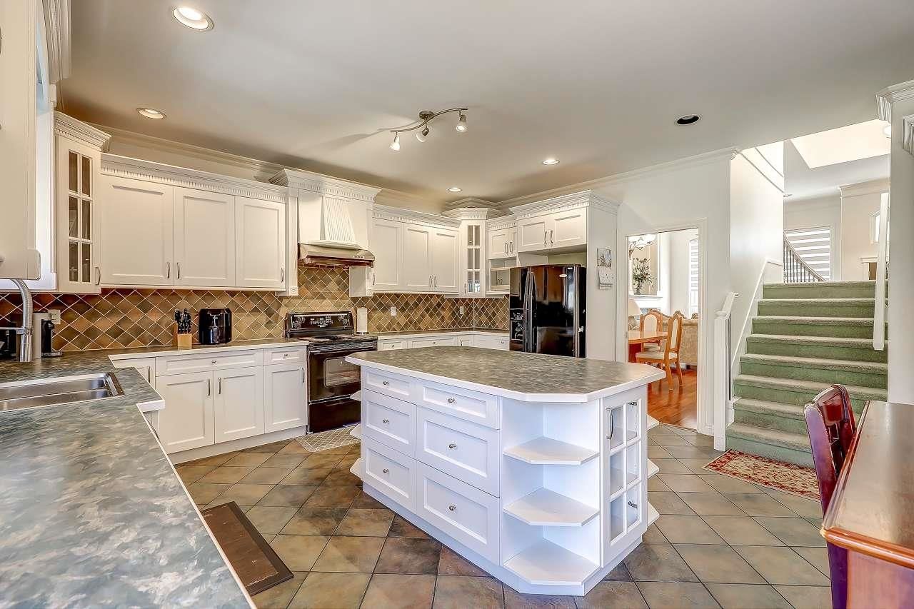 Listing Image 13