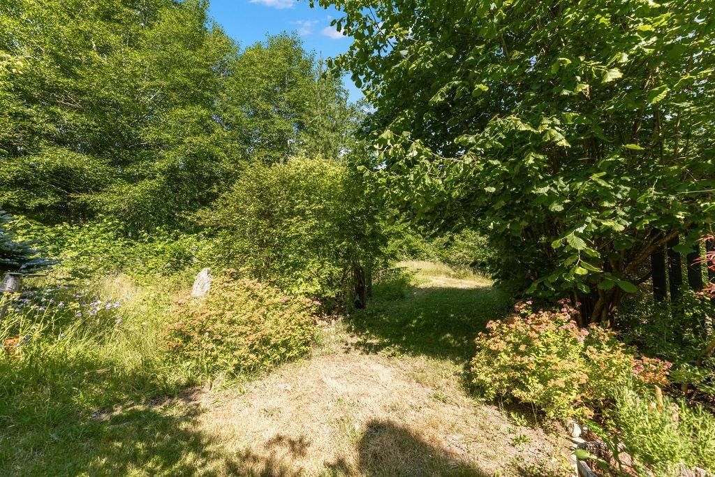 Listing Image 28