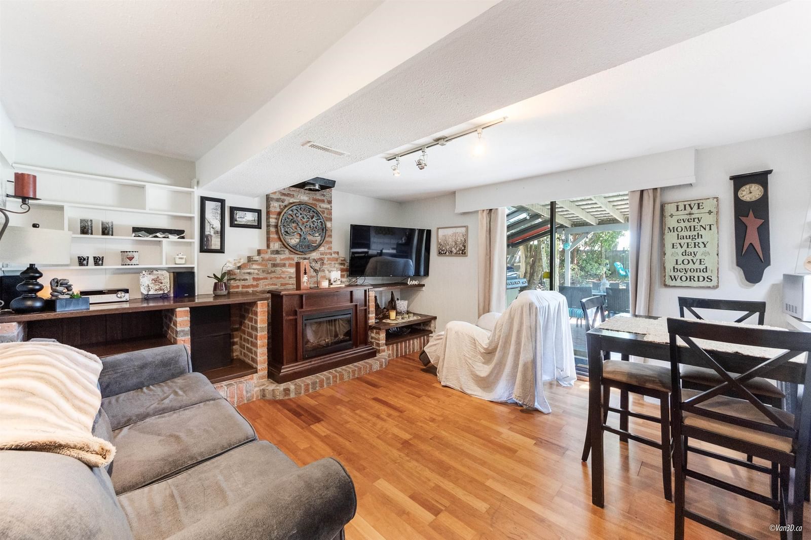 Listing Image 15