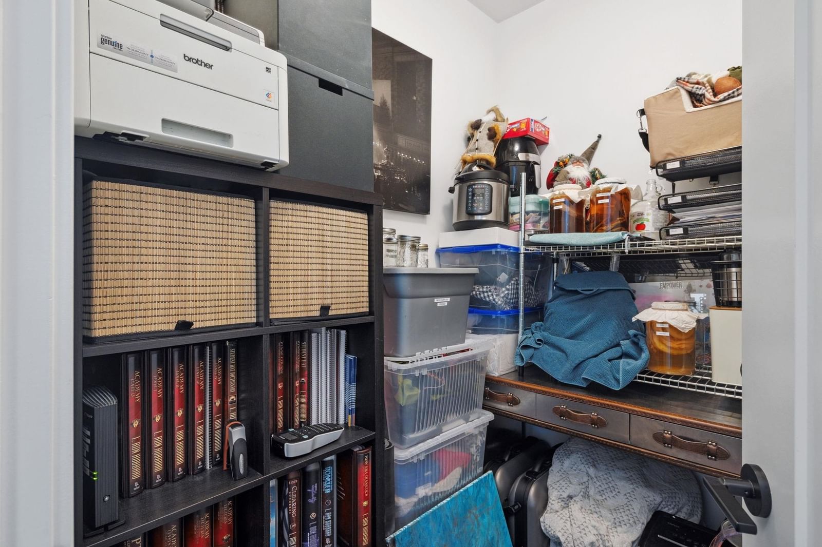 Listing Image 17