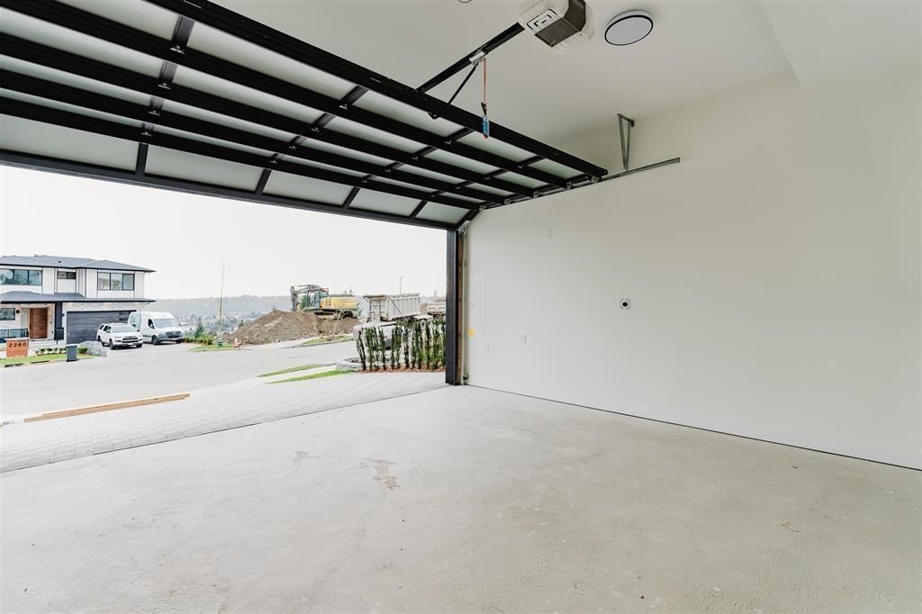 Listing Image 30