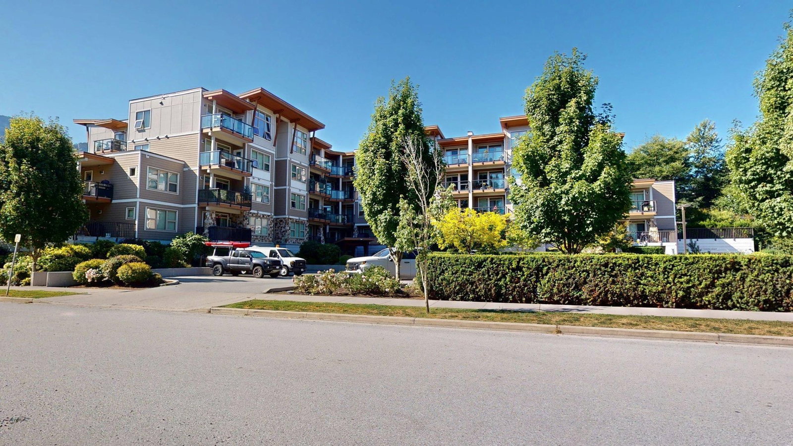 Listing Image 20