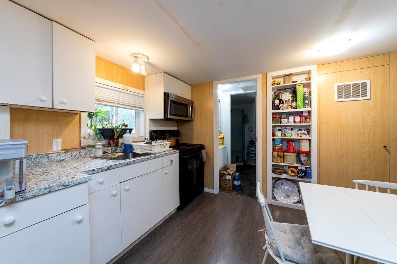 Listing Image 16