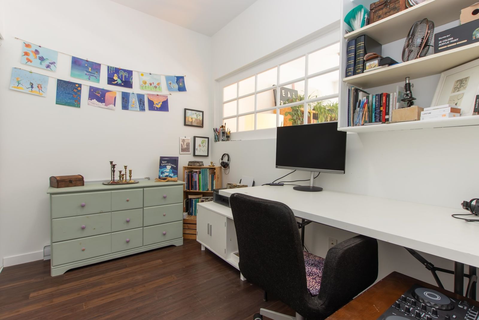 Listing Image 15