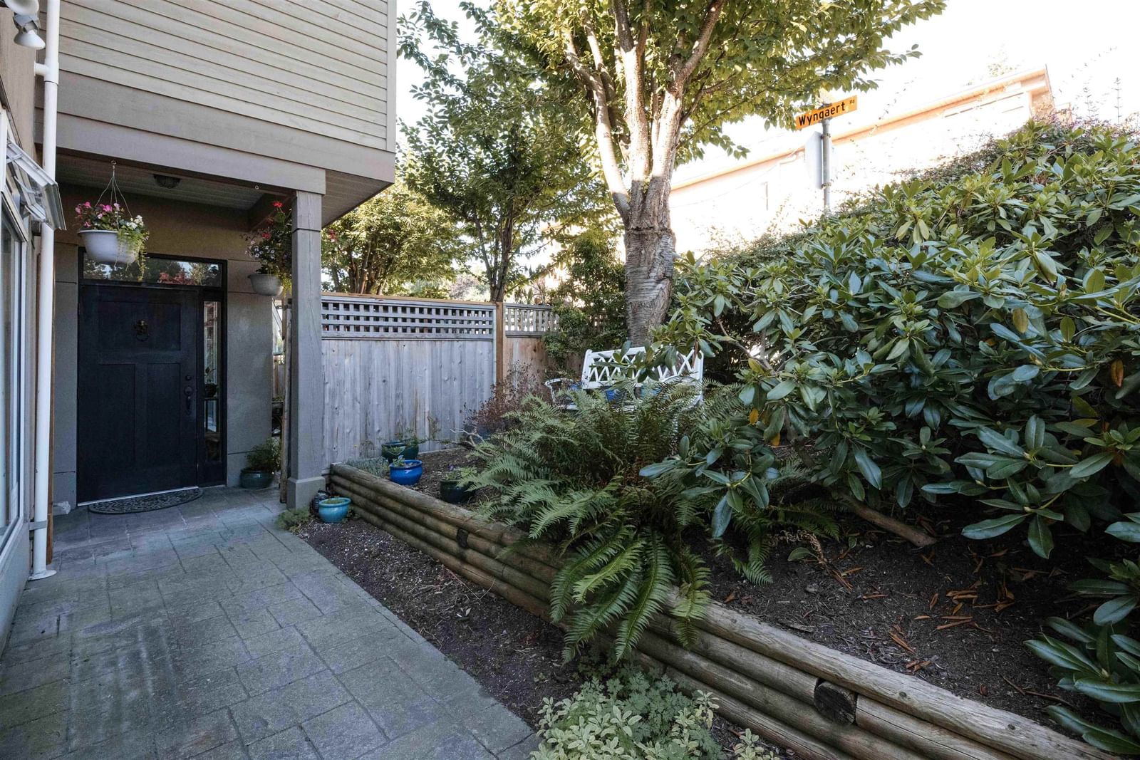 Listing Image 18