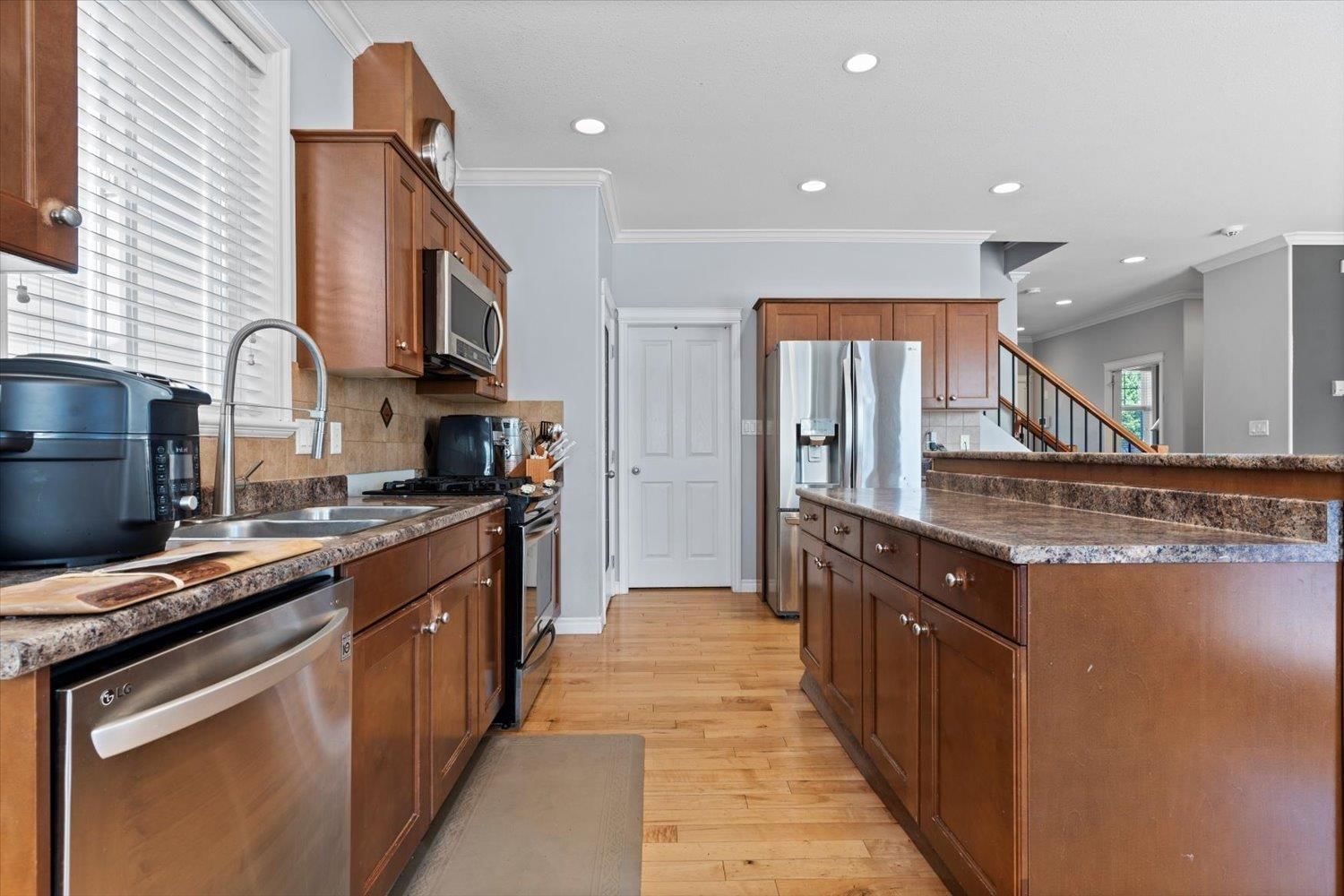 Listing Image 15