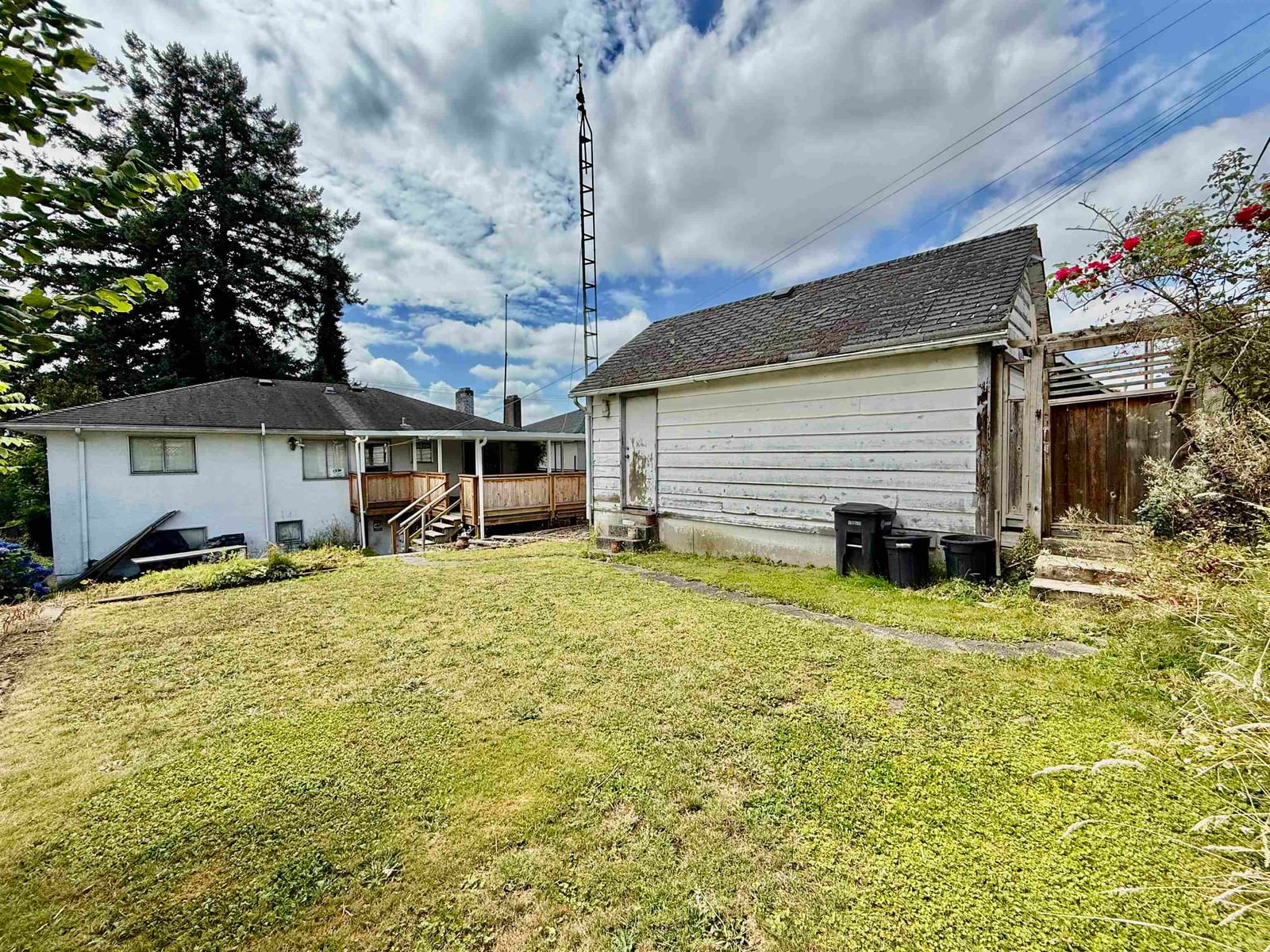 Listing Image 6