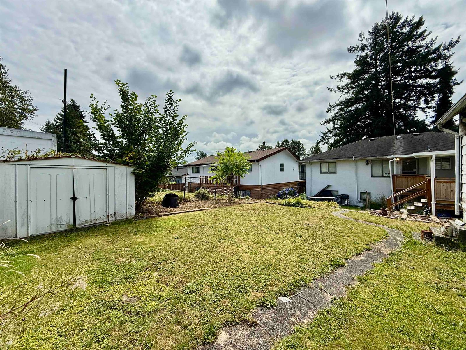 Listing Image 9