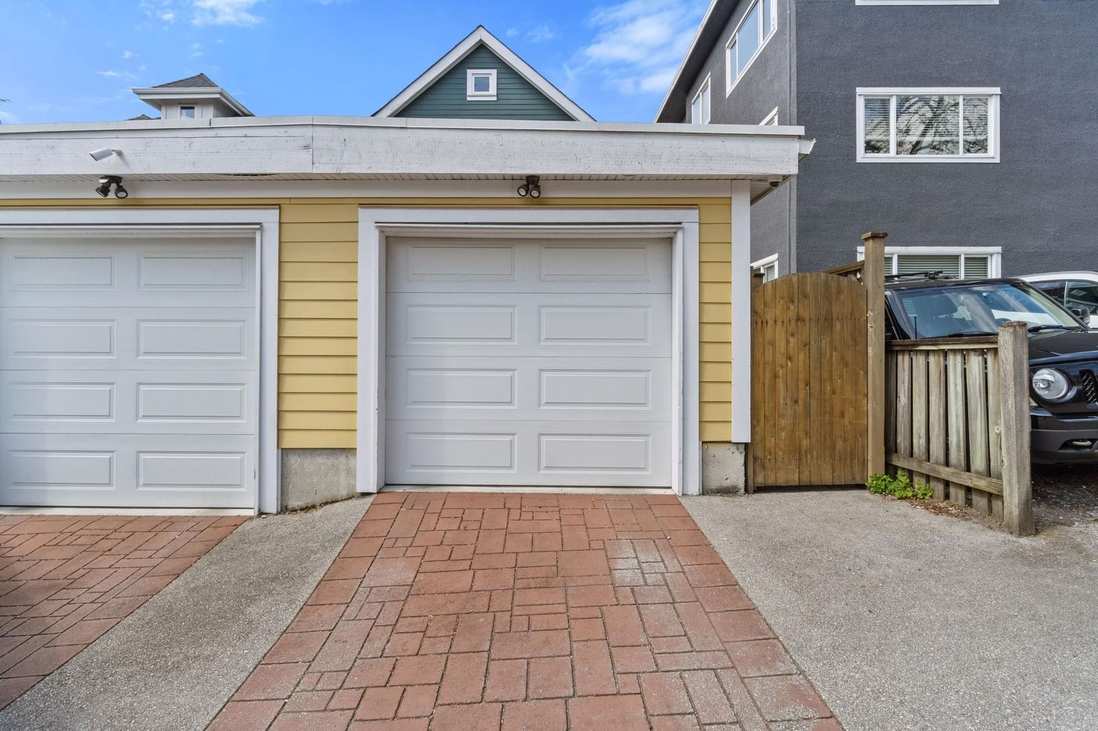 Listing Image 14