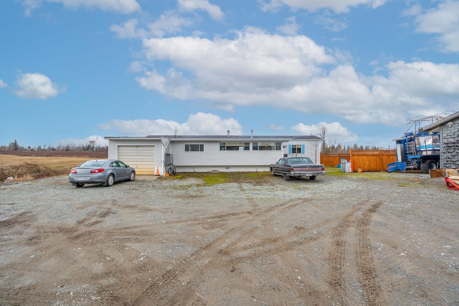 Listing Image 12