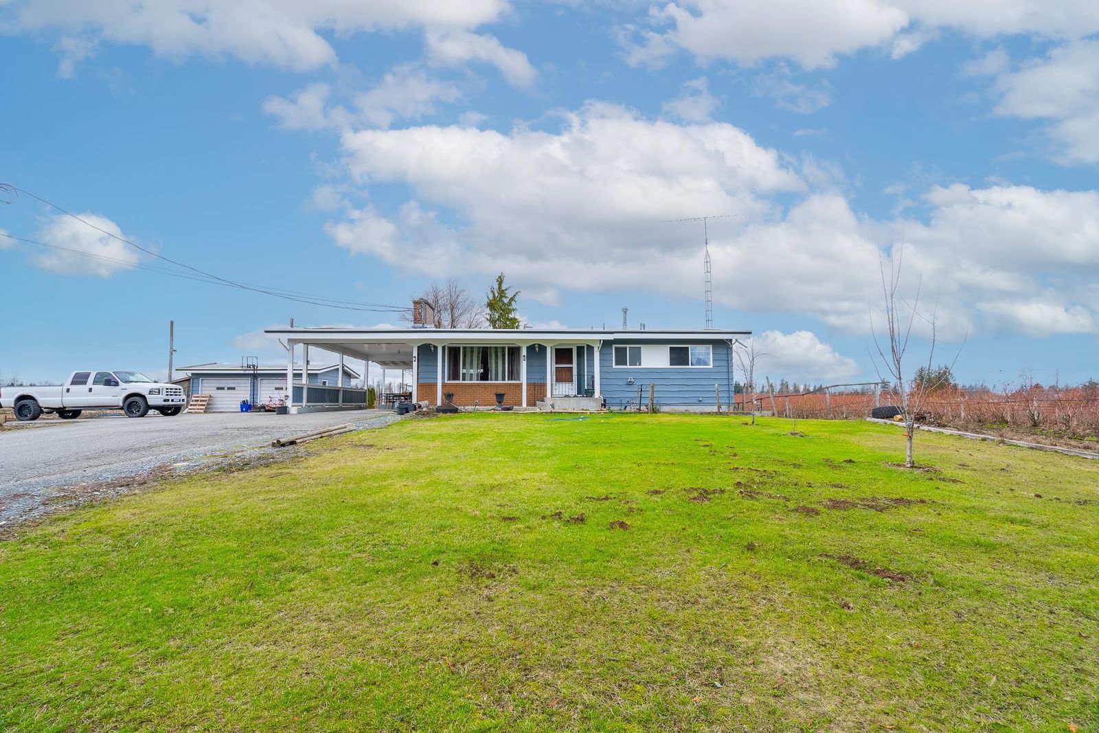 Listing Image 14