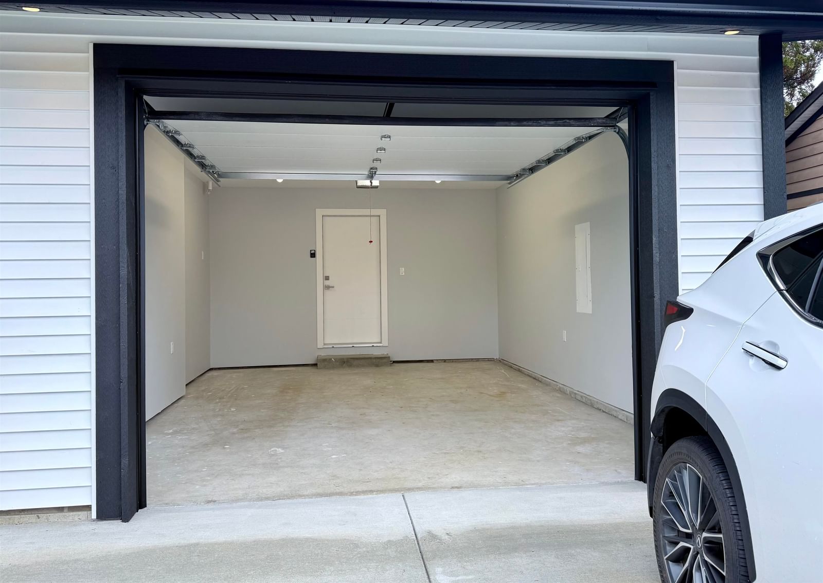 Listing Image 37