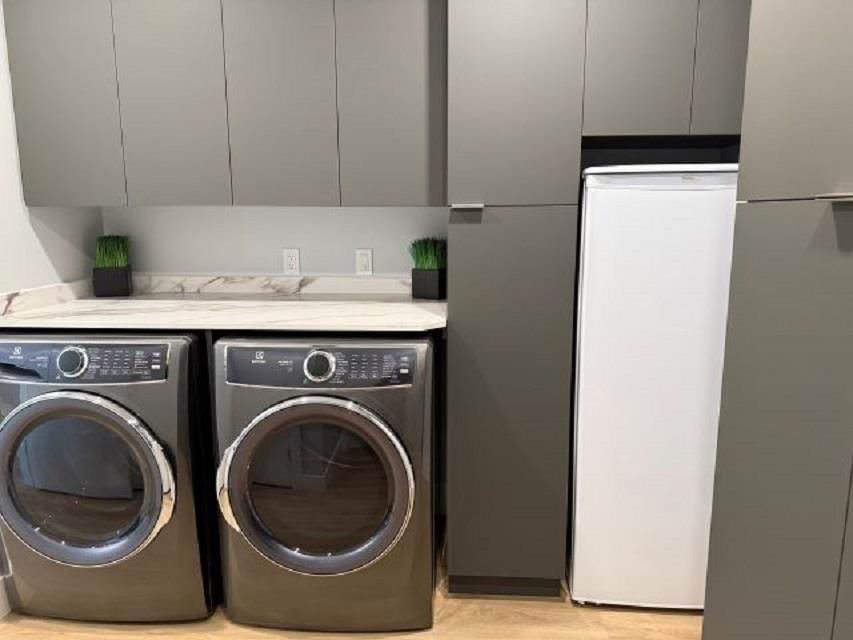 Listing Image 40