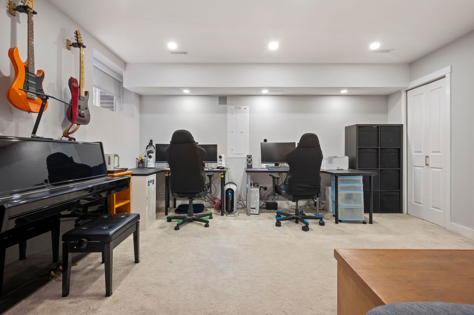 Listing Image 32