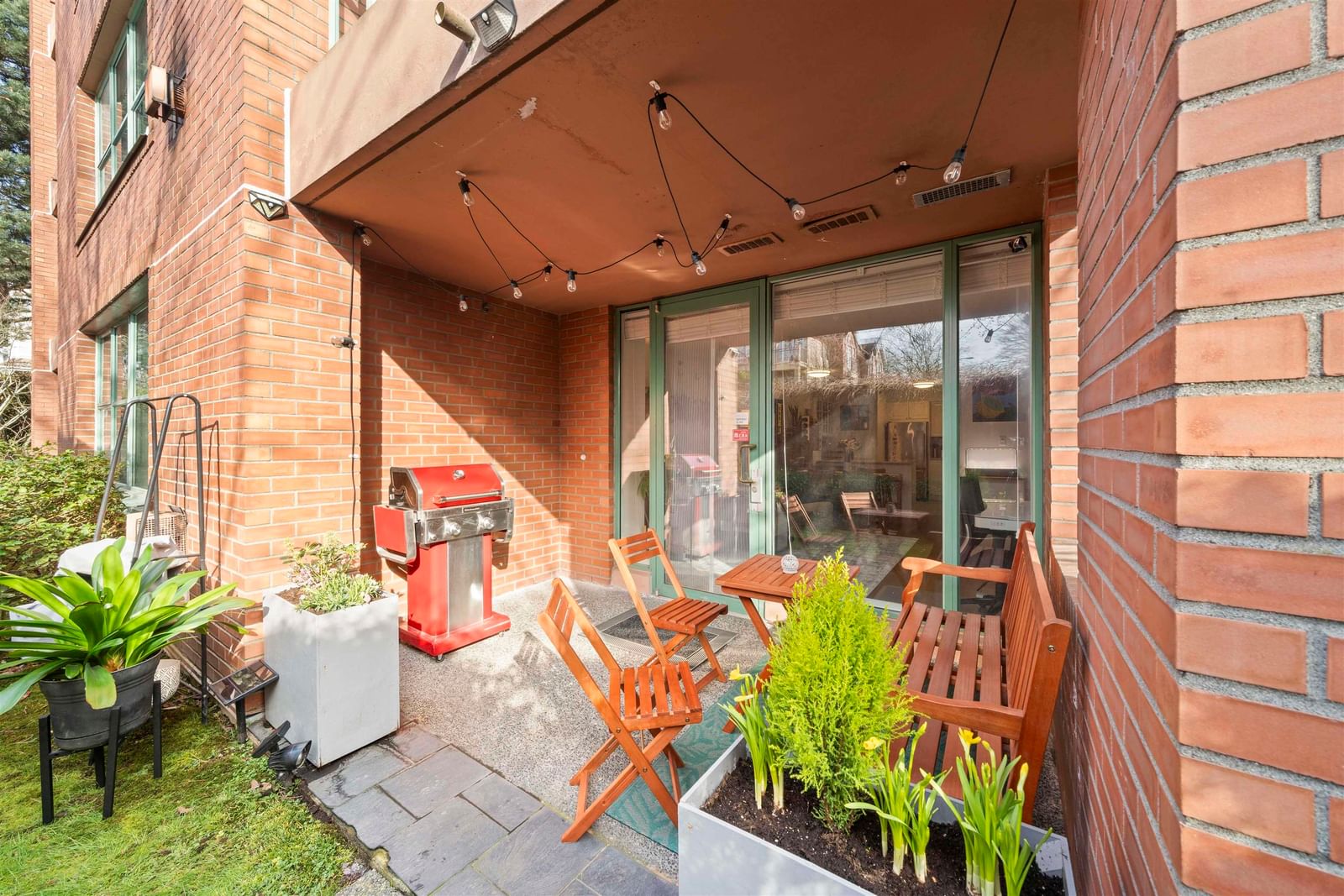 Listing Image 19