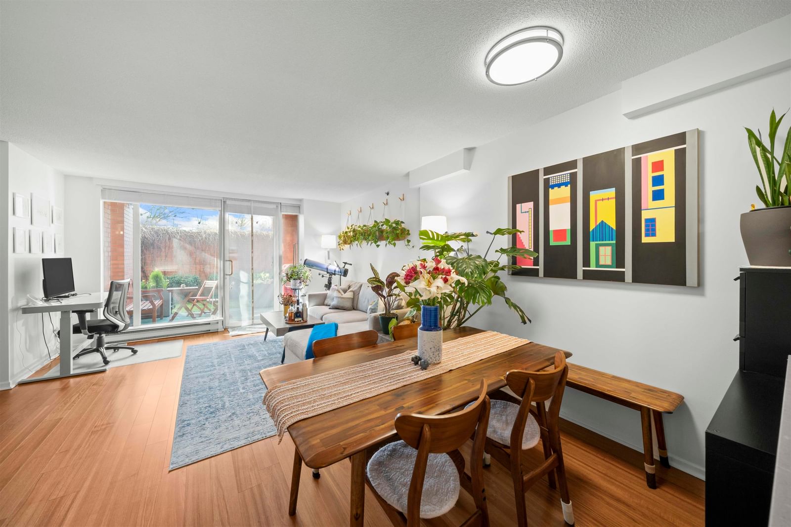 Listing Image 6