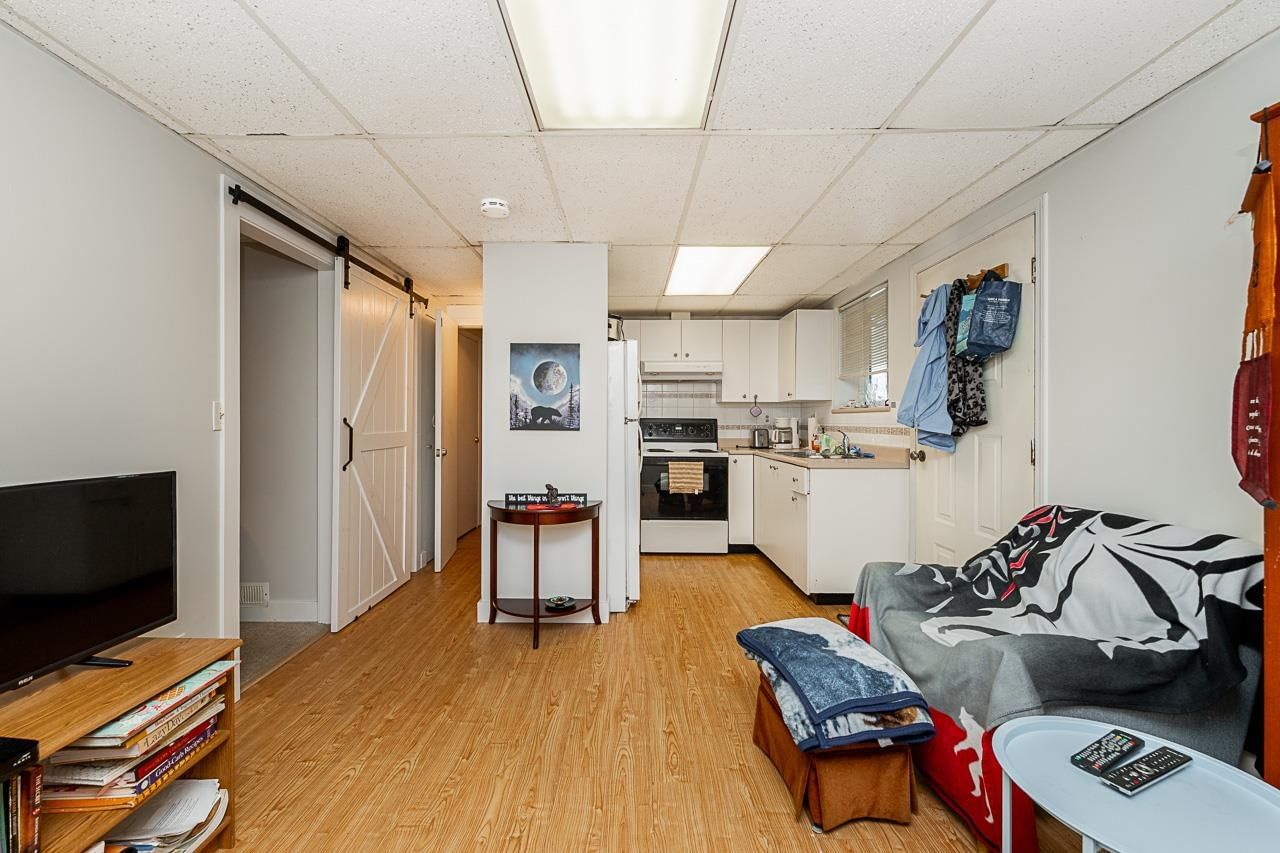 Listing Image 25