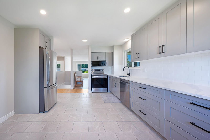 11850 Greenhaven Court, Pitt Meadows, V3Y 1L6 | Image 3