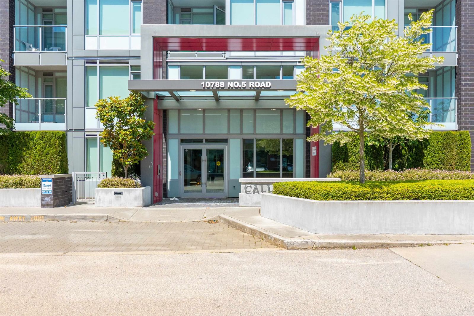 Listing Image 22