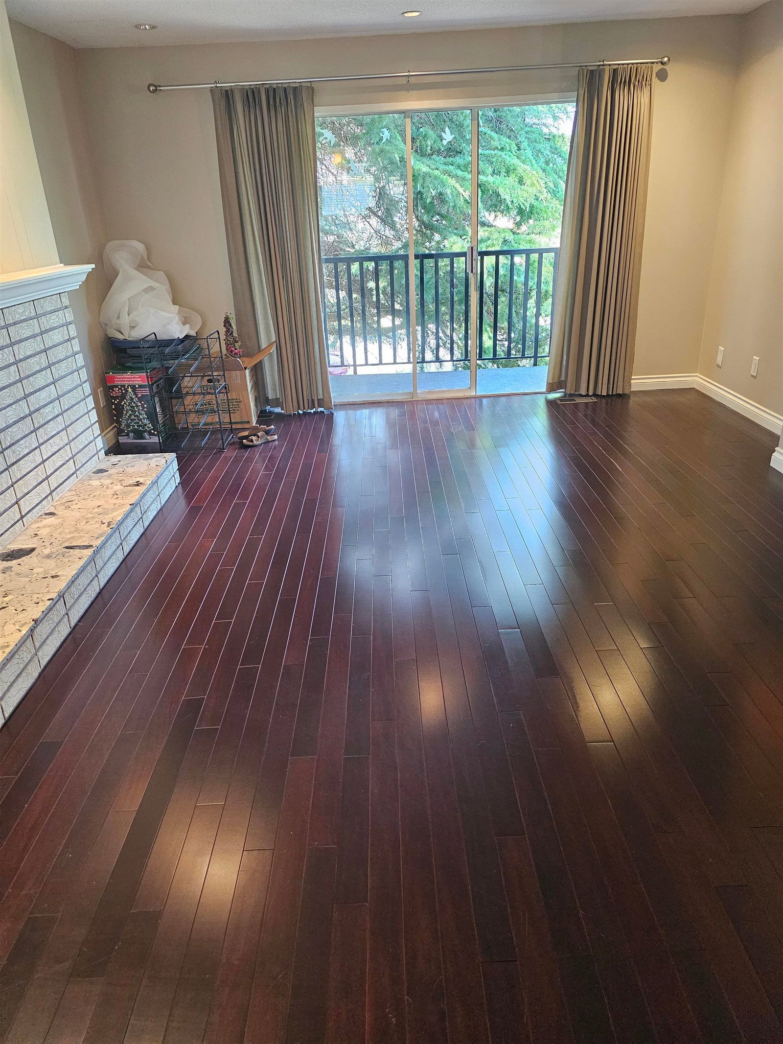 Listing Image 17