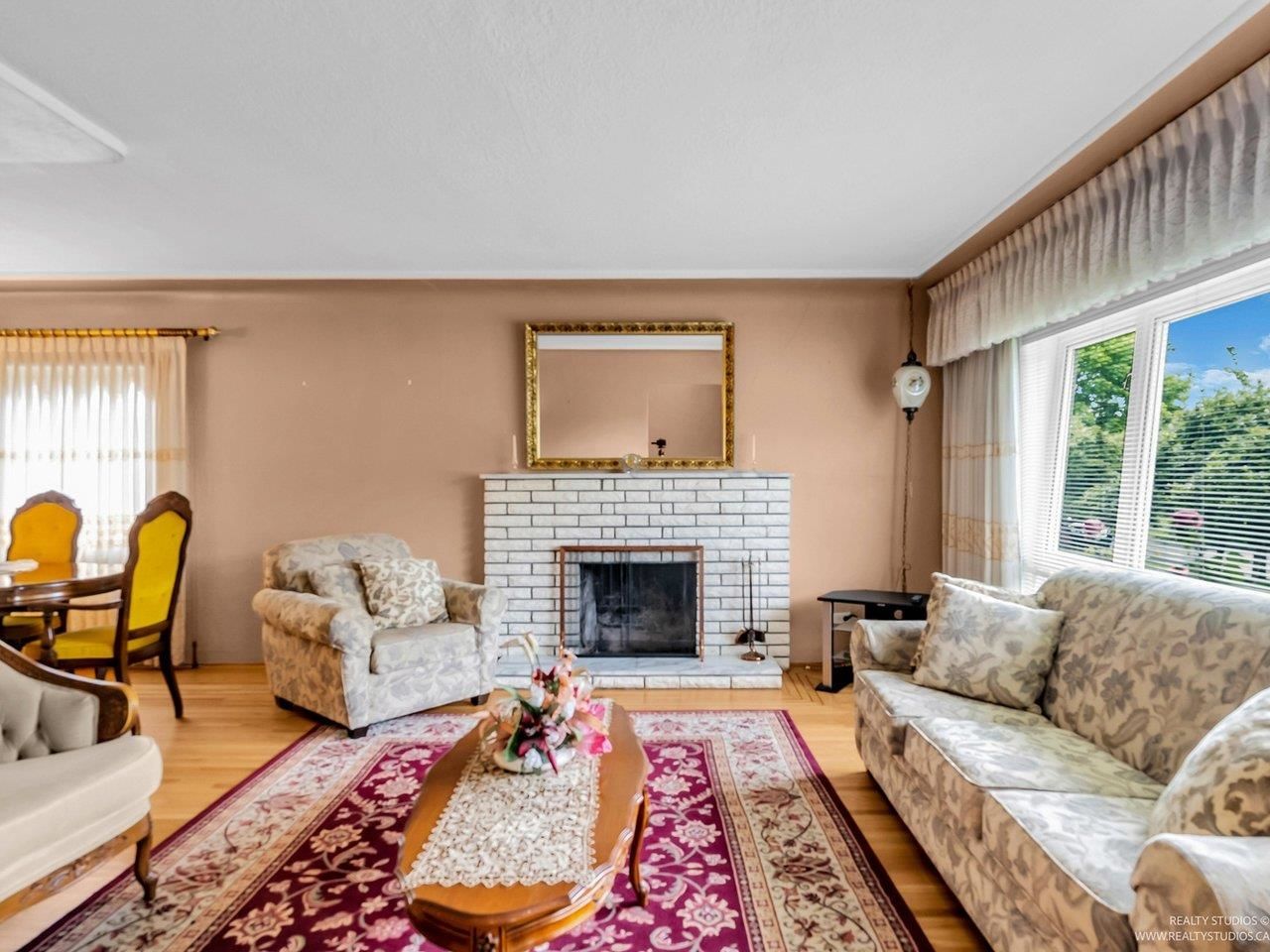 Listing Image 18