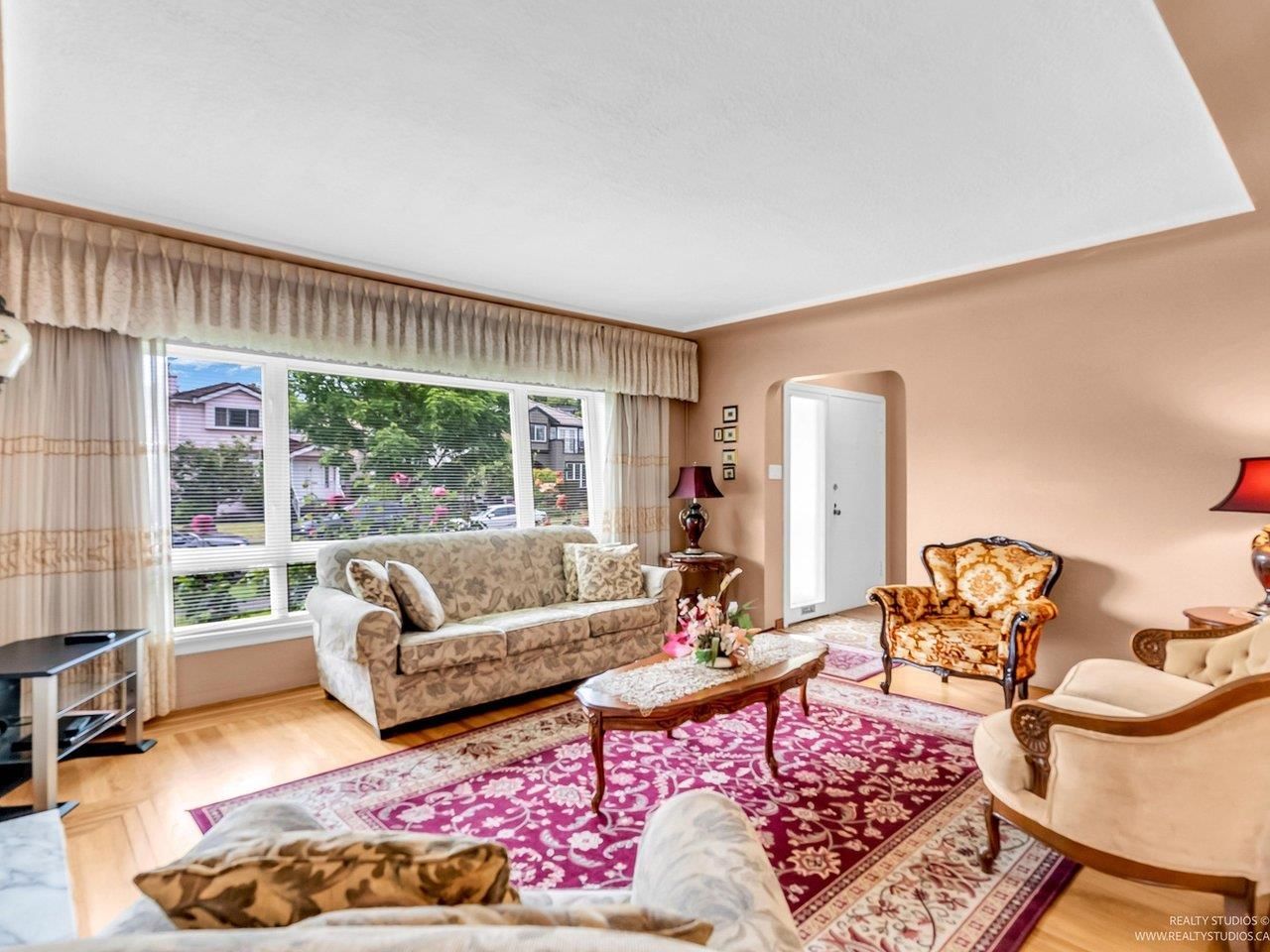 Listing Image 20