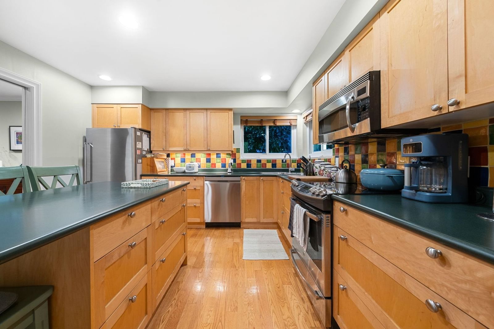 Listing Image 8